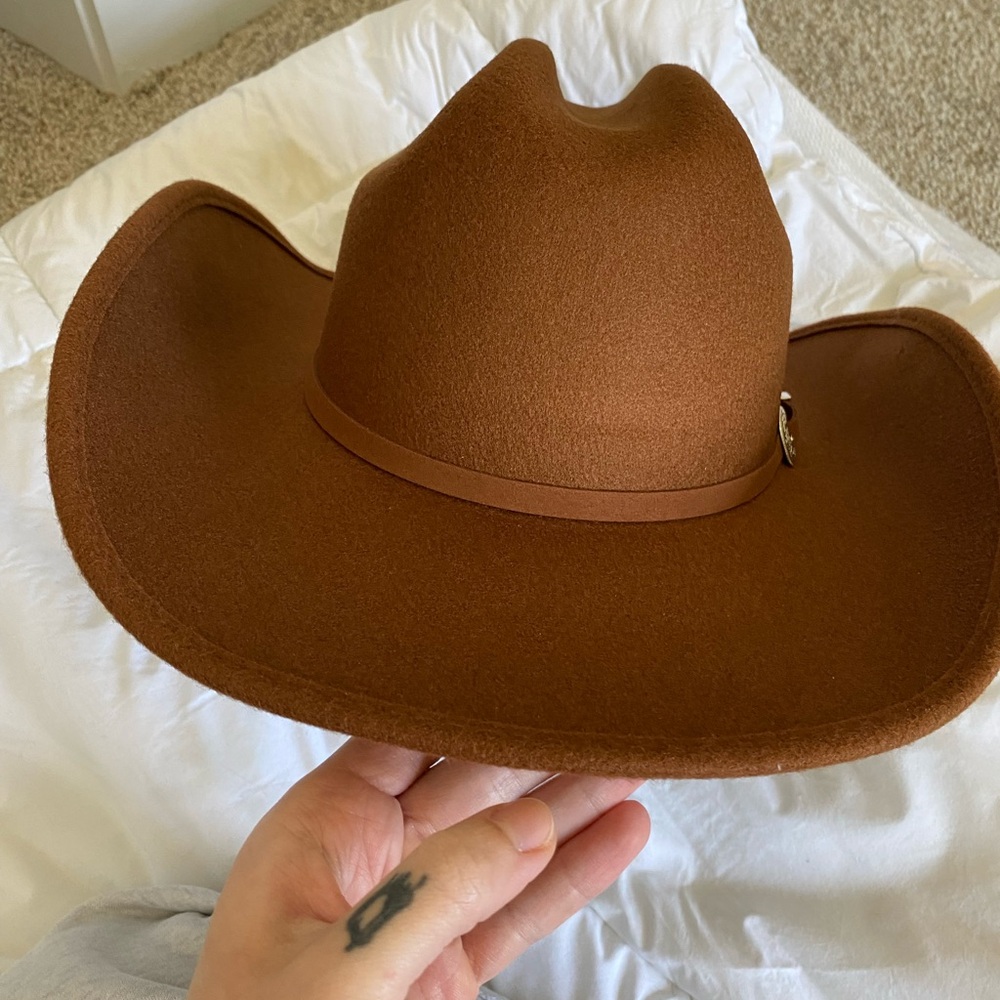 Altared state hat - Picture 3 of 3
